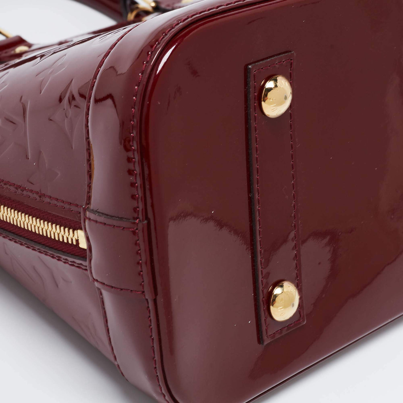 Louis Vuitton Alma: A Quintessential Piece Of Handbag History, Handbags &  Accessories